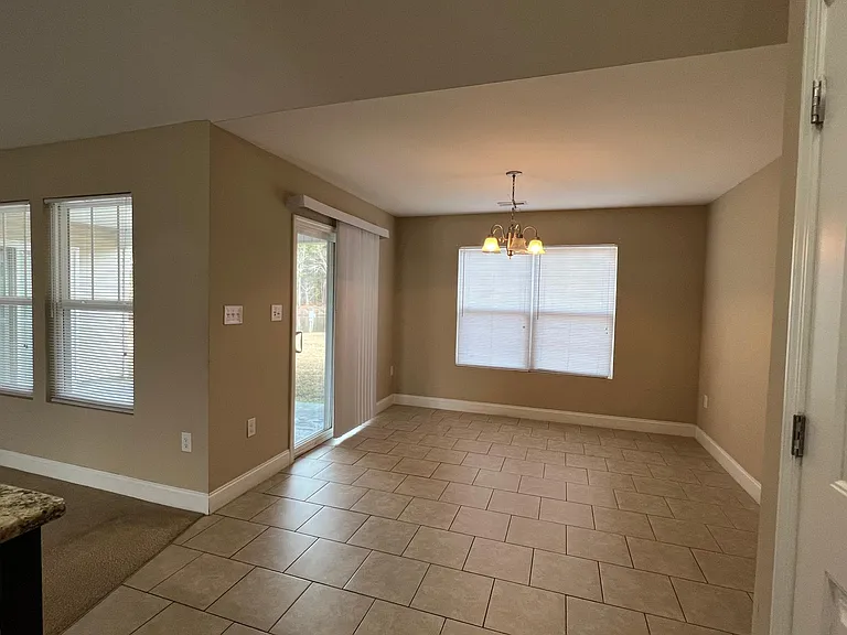 308 Marquis Ct — Photo 5