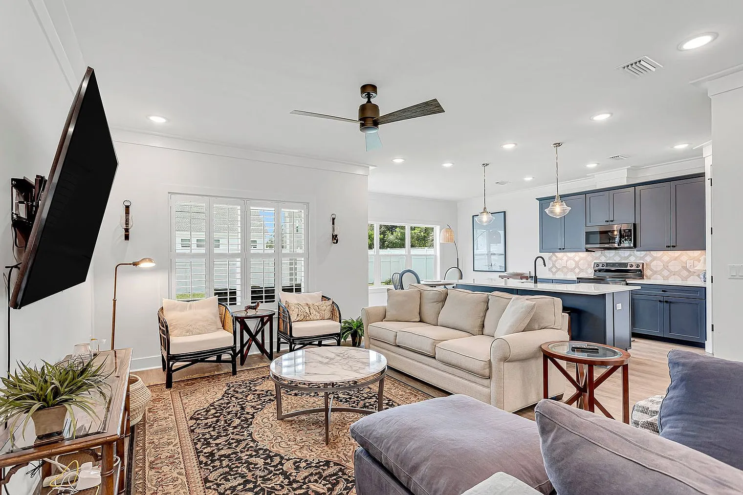 4 bed, 3.0 bath, 2174 sqft, $4,012 — Photo 1