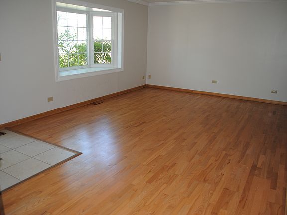 2nd image of 1661 Wrightwood Ct