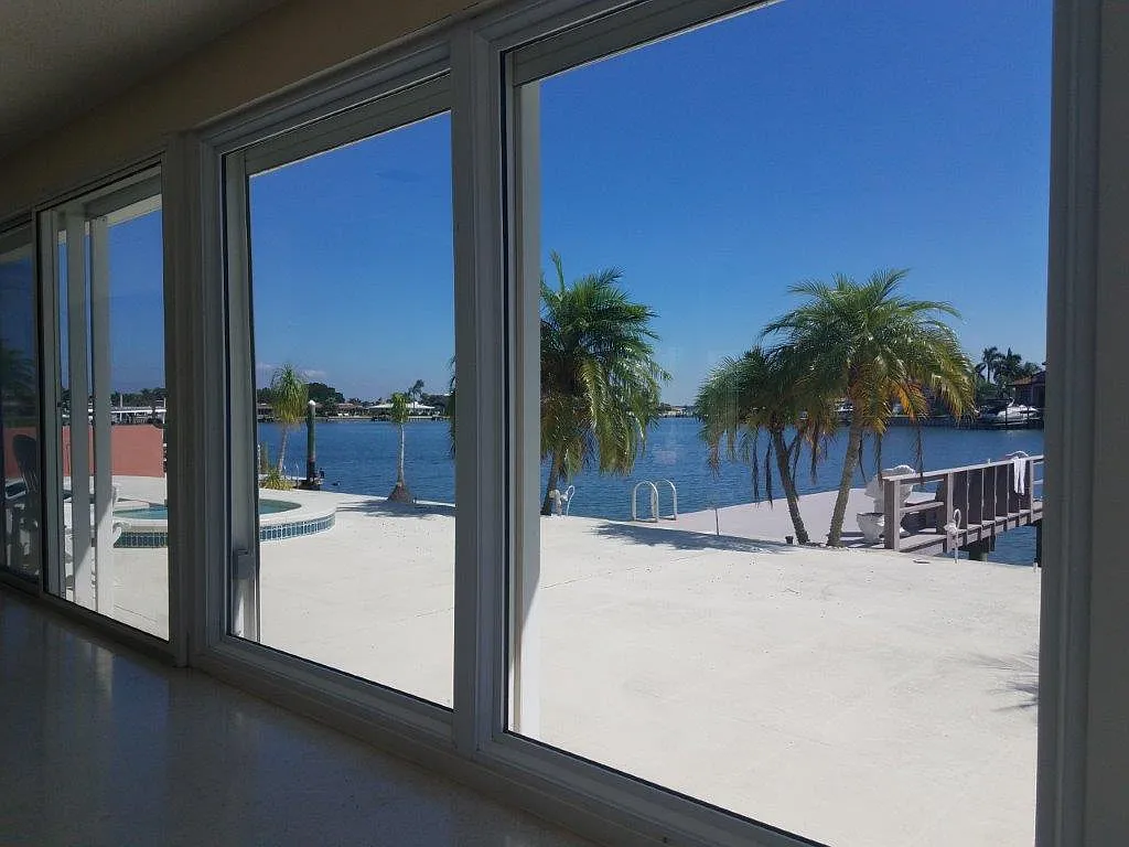2507 Bayshore Dr - 1 — Photo 4
