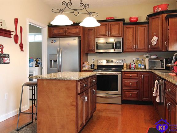 5th image of 103 Piedmont Dr