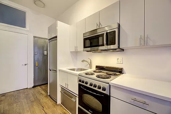 Rented by REAL New York | media 13