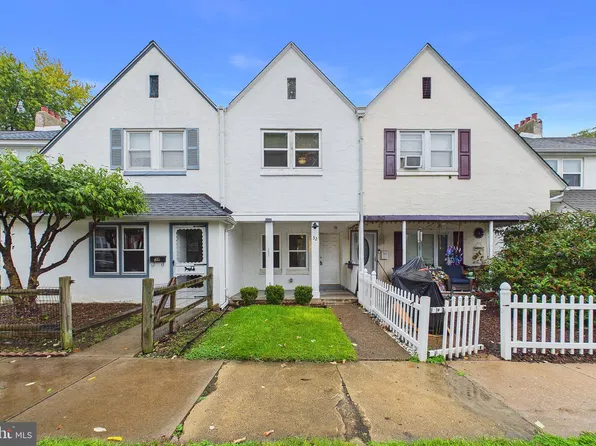 32 4th Ave, Claymont, DE 19703