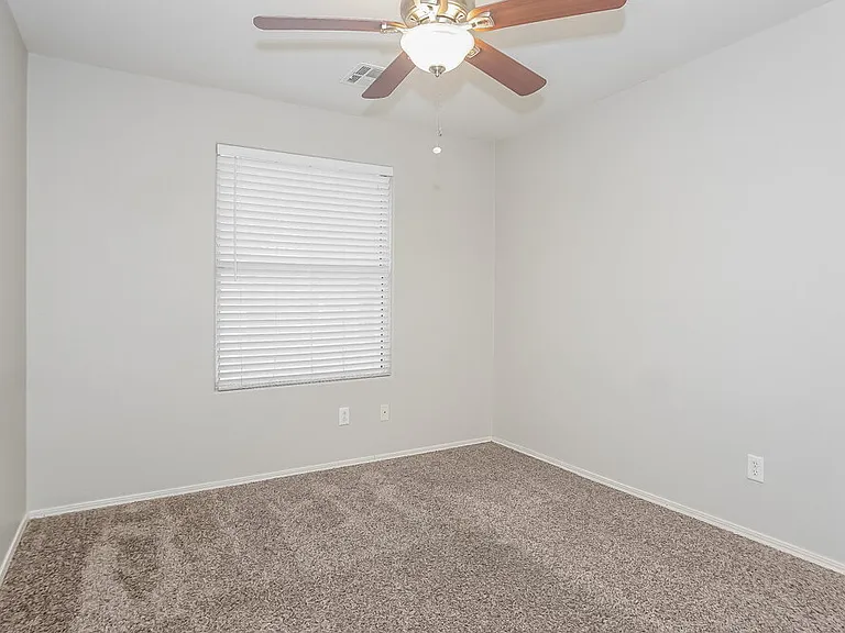 1040 Valetta Flat Ave — Photo 9