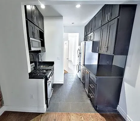 Rented by REAL New York | media 4