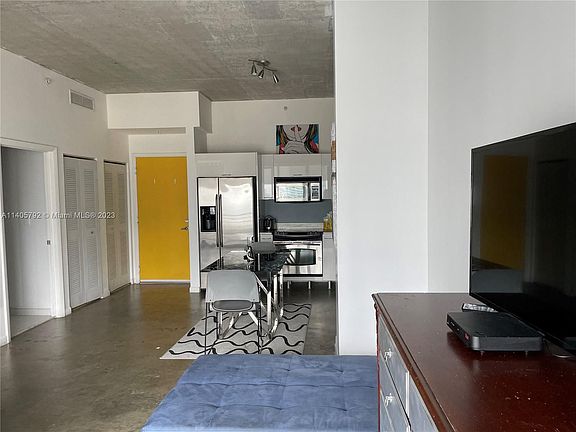 4th image of 133 NE 2nd Ave APT 2811