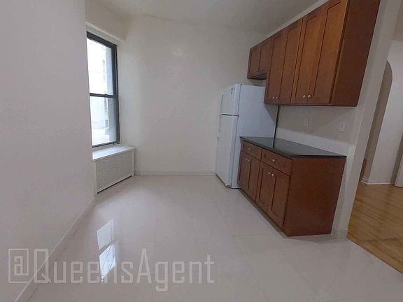 3rd image of 43-30 46th St #1