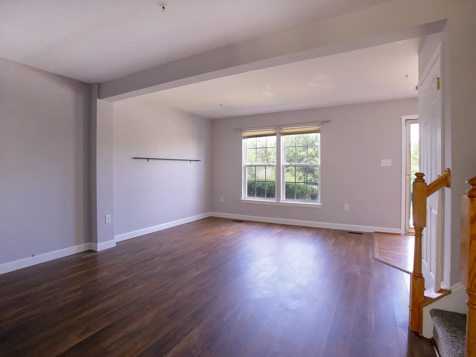 3 bed, 2400 sqft, $2,300 — Photo 3