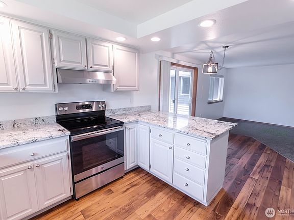 5th image of 3514 91st St NE