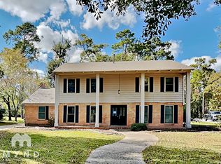 450 Old Hickory Dr, Conroe, TX 77302