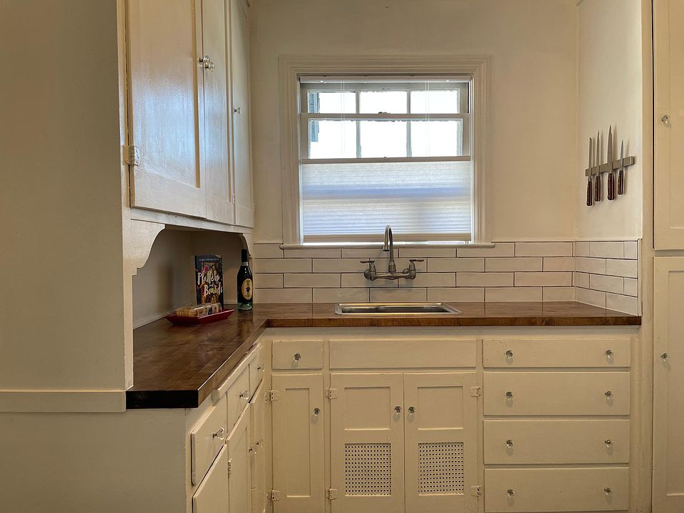 1st image of 311 8th Ave #3