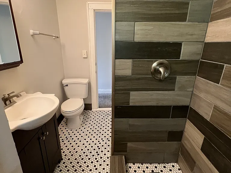 524 N Champion Ave — Photo 10