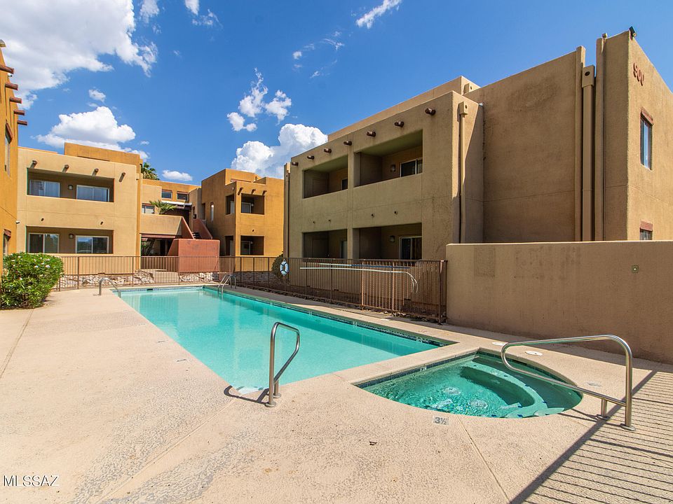 1st image of 1810 E Blacklidge Dr APT 414