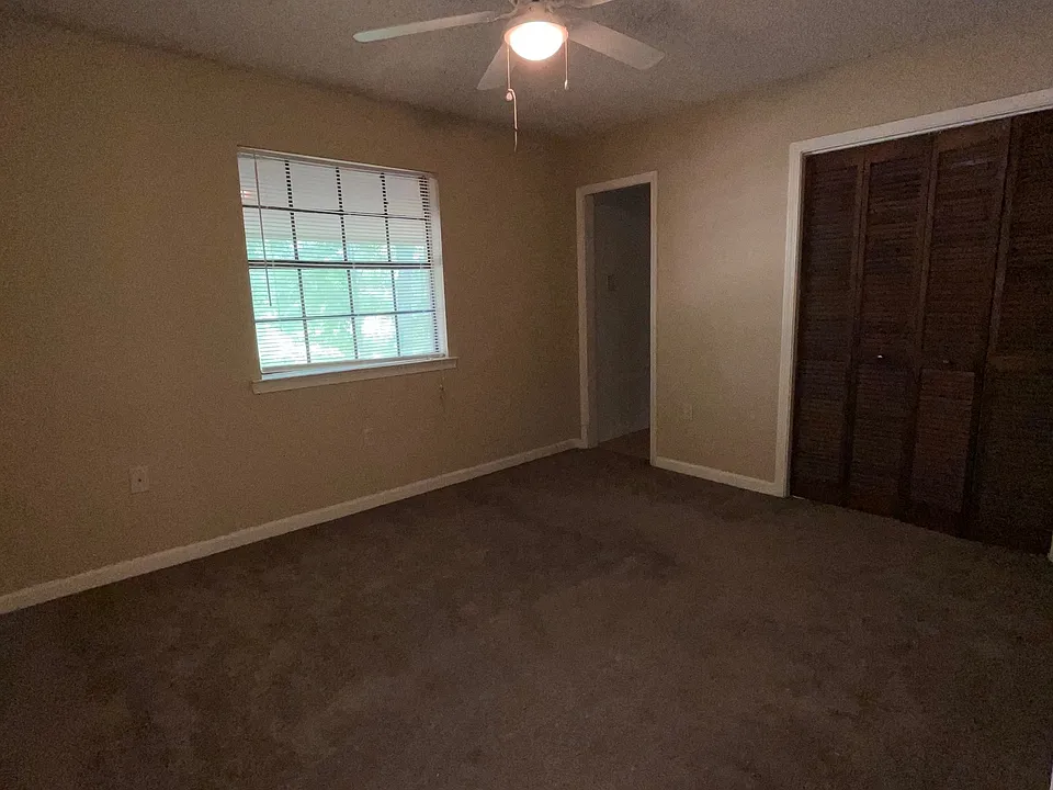 14020 Tiger Bend Rd #3