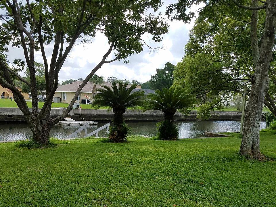 2nd image of 3865 N Seminole Point