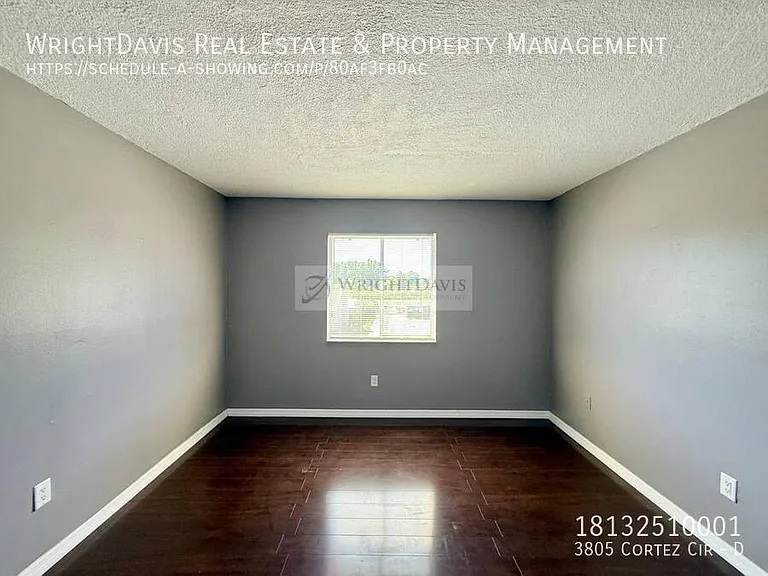 3805 Cortez Cir #D — Photo 15