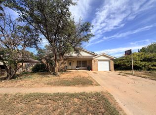1804 Aberdeen Ave, Wolfforth, TX 79382