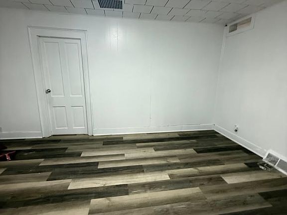 3rd image of 242 S Main St