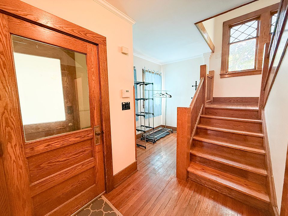 1st image of 103 Spring Ln #1