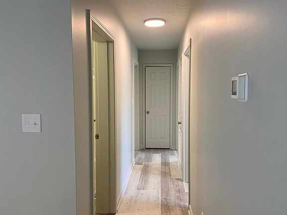 2nd image of 655 Warren Ct