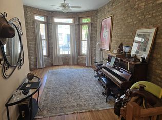 1527 W Augusta Blvd #1, Chicago, IL 60642