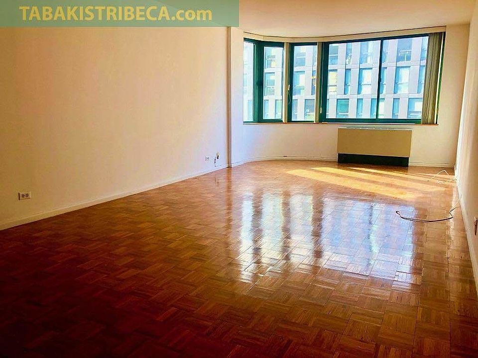 1st image of 275 Greenwich St APT 7H
