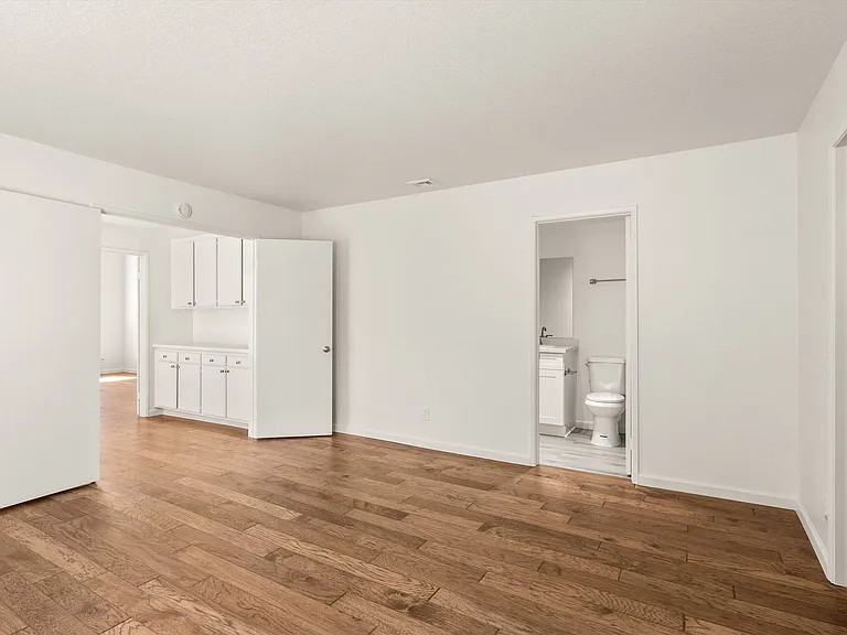 750 Rialto St — Photo 25