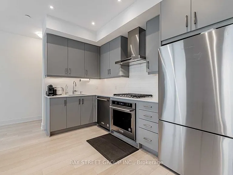 52 Holmes Ave #10 — Photo 7