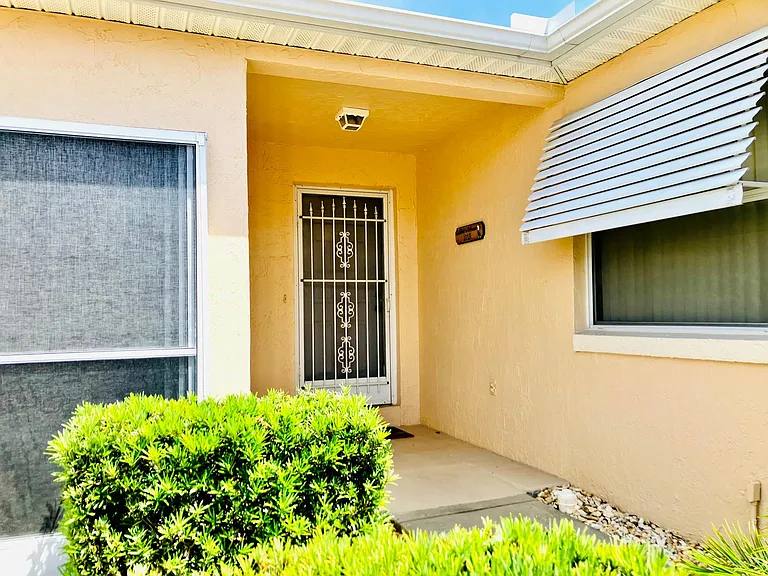 1013 Avalon Ave — Photo 4