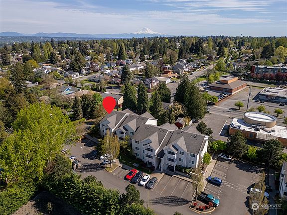 3rd image of 11915 Roseberg Avenue S Unit 101