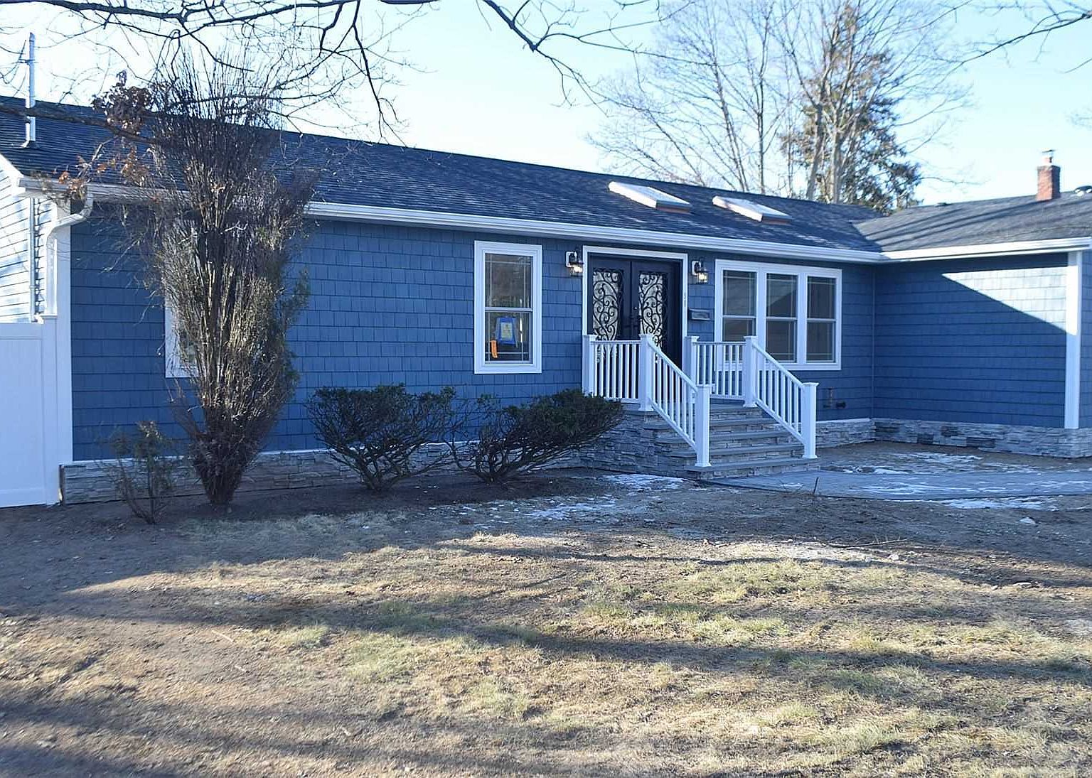 98 Amsterdam Avenue, West Babylon, NY 11704 Zillow