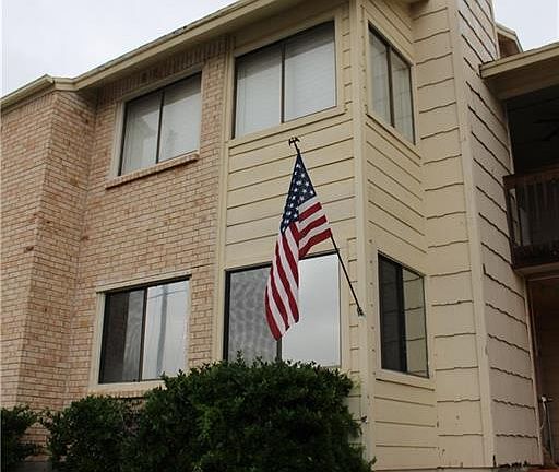 2nd image of 15421 Seamount Cay Ct APT 212