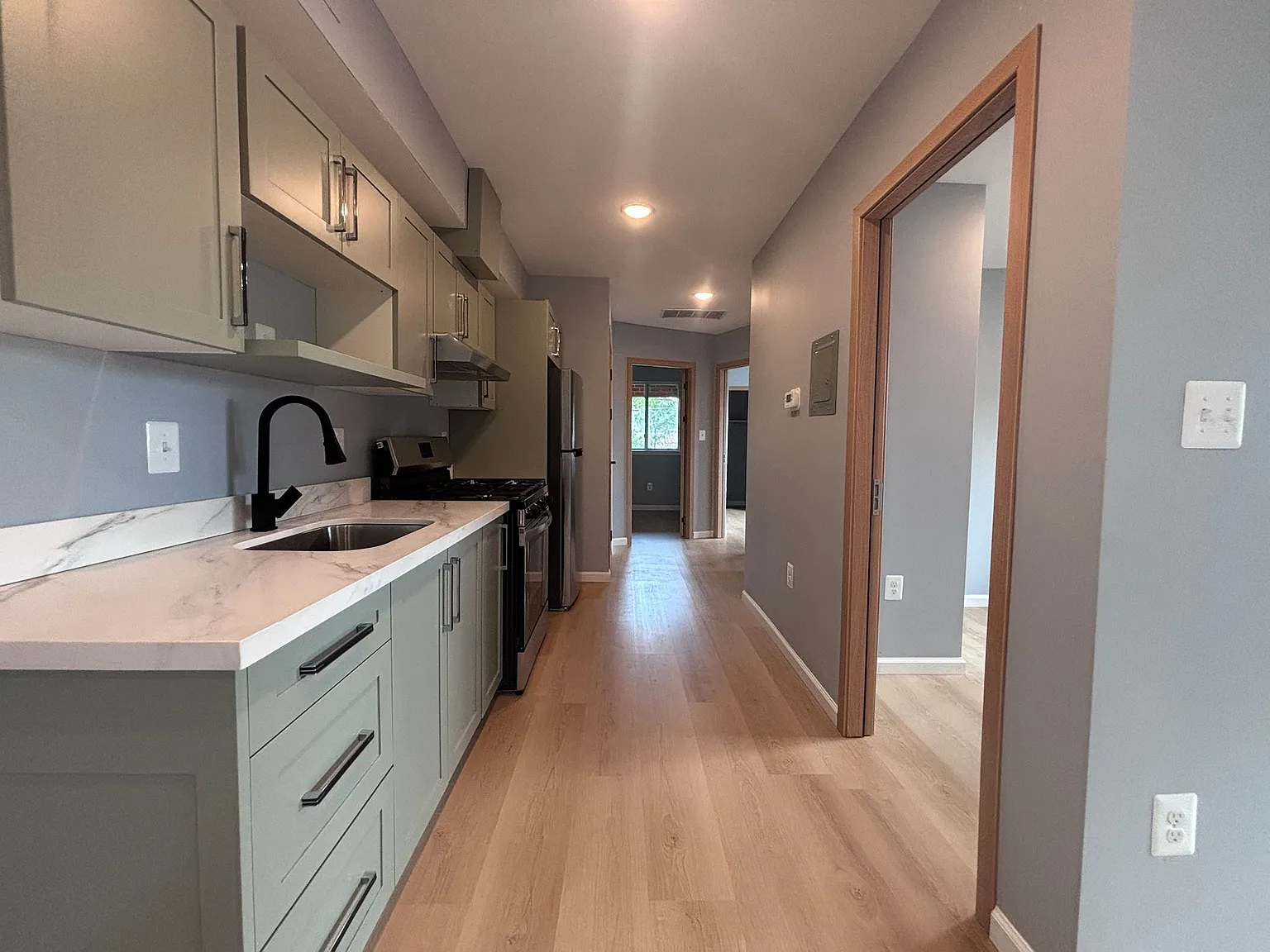 4936 Nash St NE — Photo 4