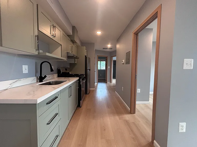 4936 Nash St NE #6 — Photo 4
