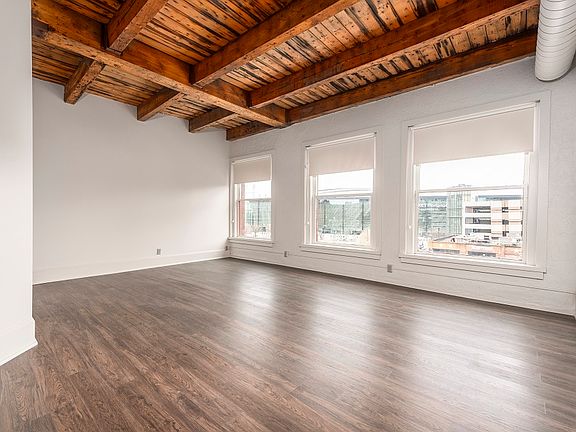 3rd image of 2082 E 4th St APT 301