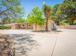 2704 Chrysler Dr, Roswell, NM 88201