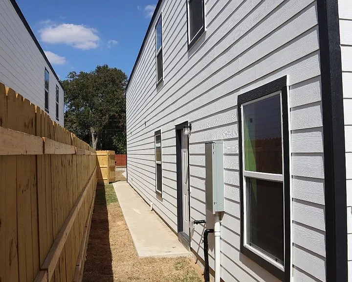 4326 Plaag St #B — Photo 14