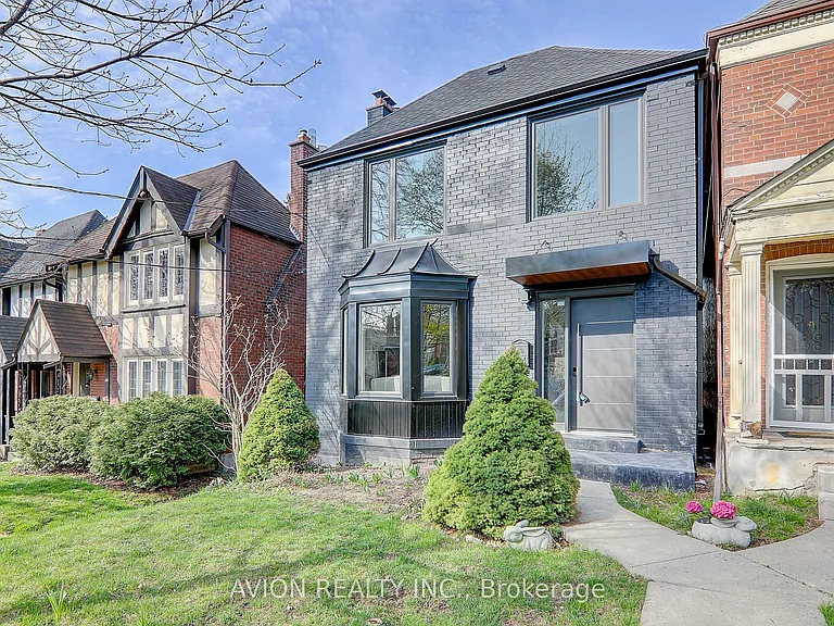46 Braemar Ave — Photo 2