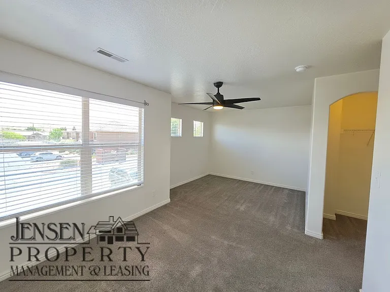 3155 S Hidden Valley Dr #105 — Photo 11