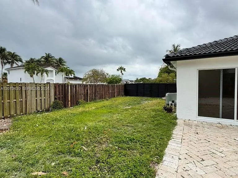18121 SW 152nd Ct — Photo 23