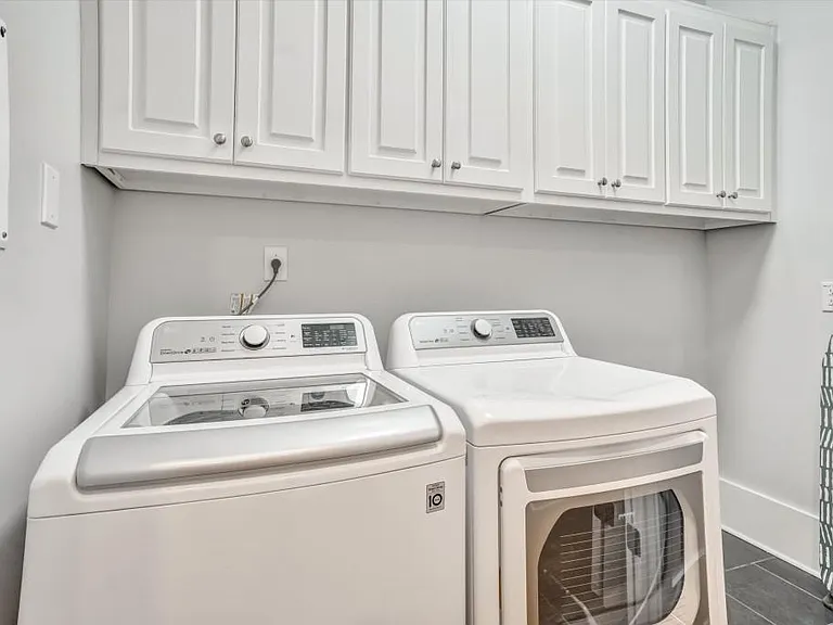 10671 Serenbe Ln — Photo 18