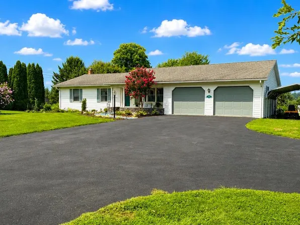 7075 Olde Scotland Rd, Shippensburg, PA 17257