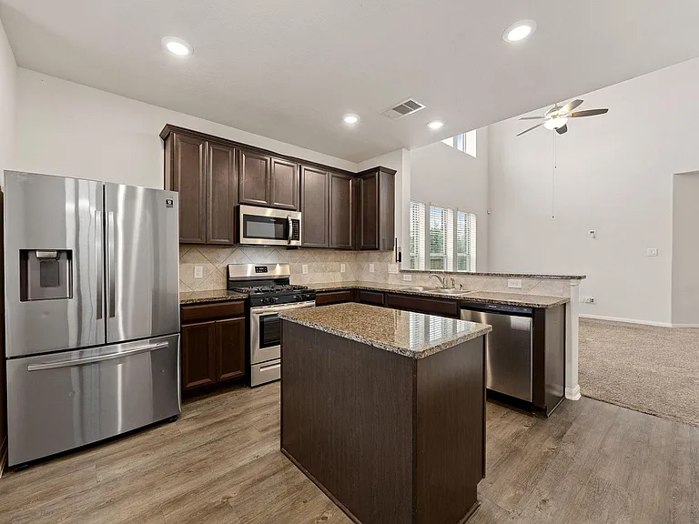 15837 Roberto Clemente Ct — Photo 15
