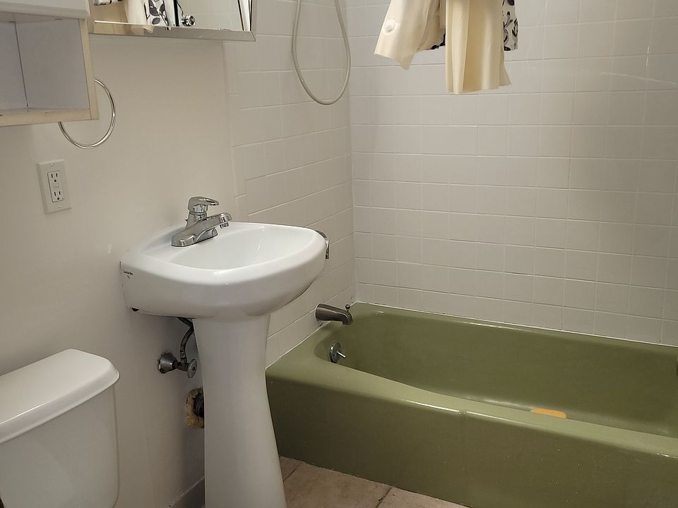 2nd image of 9 Edwards Ave #E6