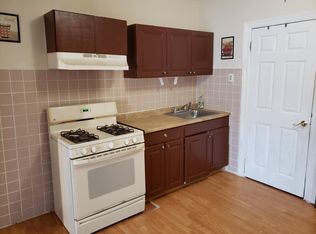 816 Centre St #2, Trenton, NJ 08611