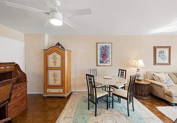 5th image of 155 W 68th St APT 727