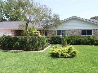 444 W Pleasantview Dr, Hurst, TX 76054