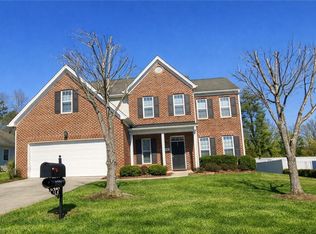 1721 Timber Cove Ct, Winston Salem, NC 27127