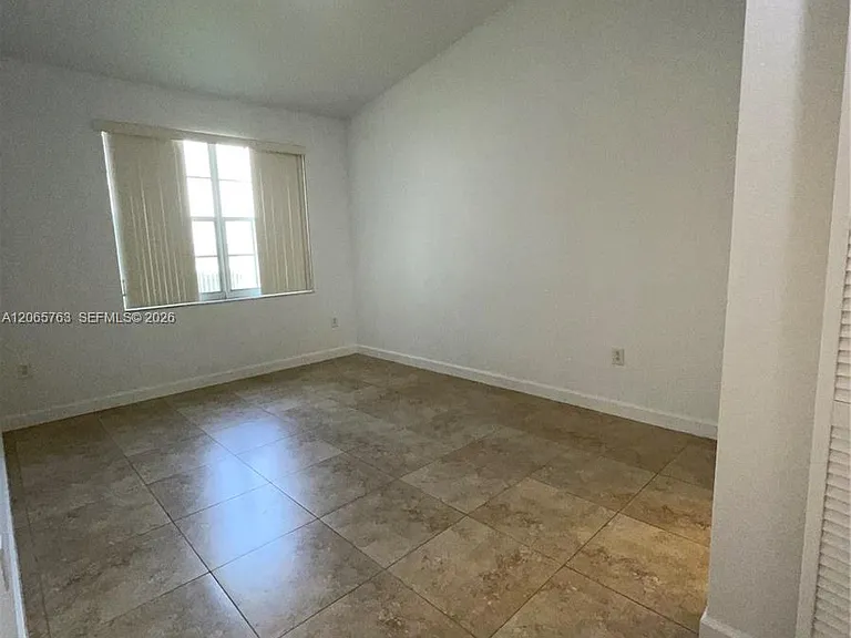 2624 SW 188th Ave — Photo 12