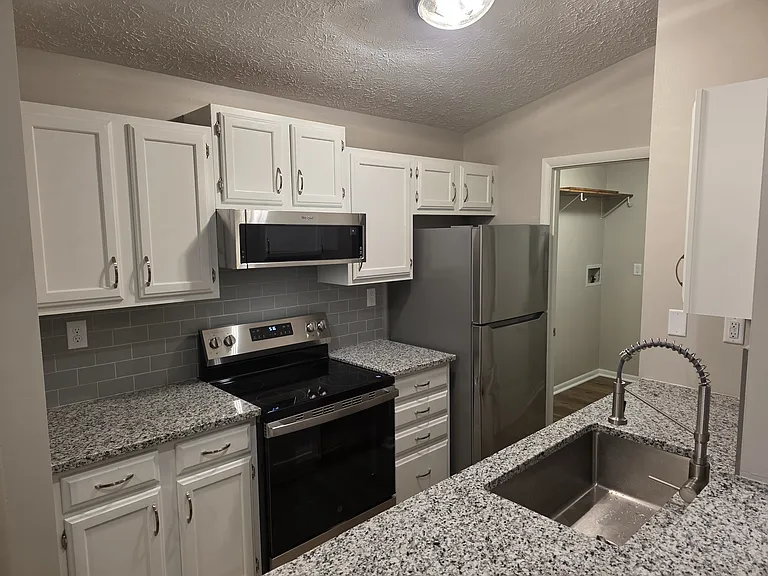 25 Rio Grande Cir #12 — Photo 2